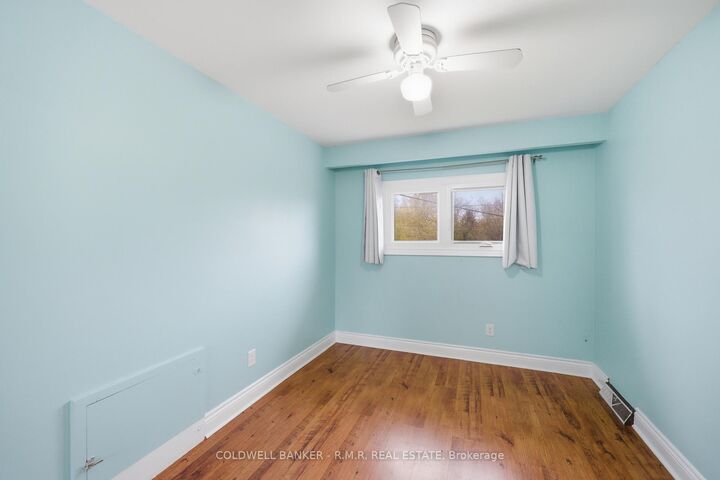 Property Photo: 1549 Simcoe Street N ON L1G 4X8
