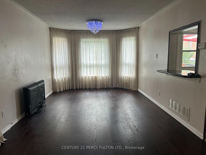 Property Photo:  13 Purdy Crescent  ON M9N 3X8 