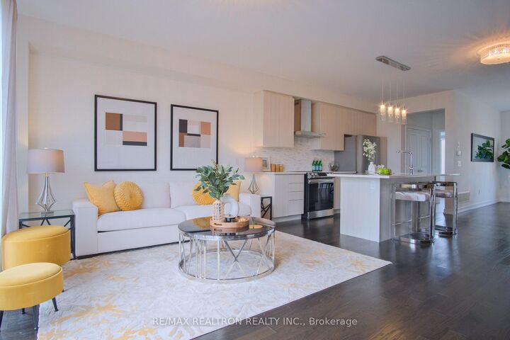 7 Glenngarry Crescent — photo 1