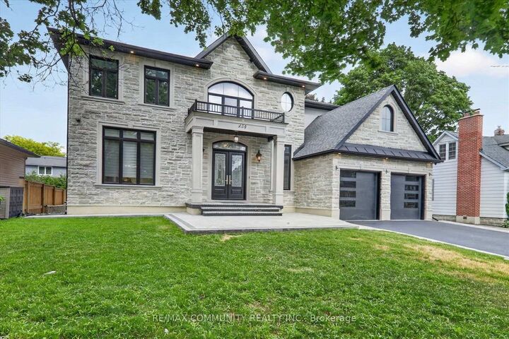 Property Photo: 154 Burkholder Street ON L4A 4J4