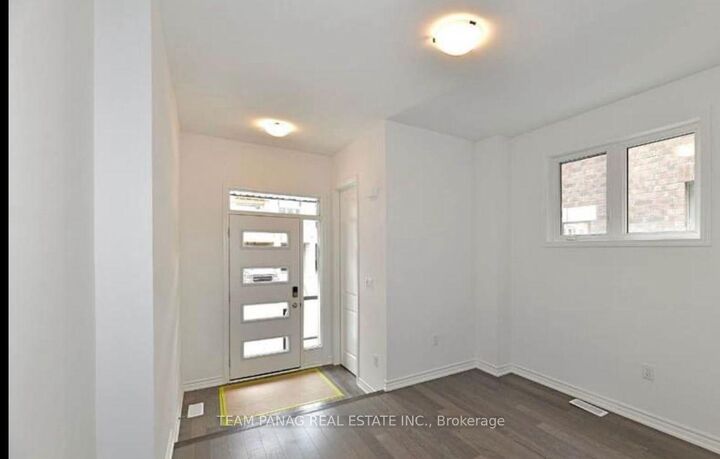 Property Photo:  88 Keppel Circle Upper  ON L7A 0B6 