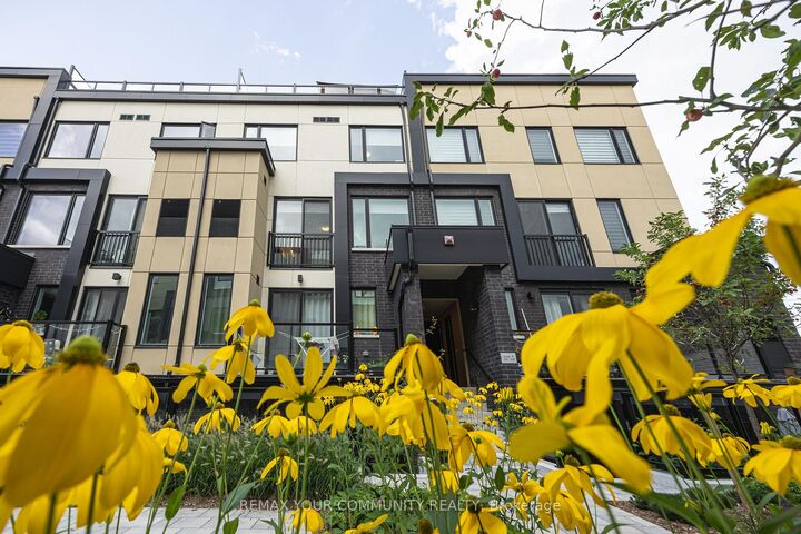 Property Photo: 1650 Victoria Park Avenue 220 ON M1R 0G8