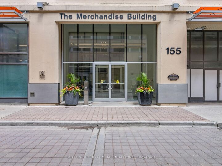 Property Photo: 155 Dalhousie Street 626 ON M5B 2P7