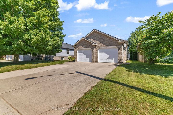 Property Photo: 513 Peirson Avenue ON N0H 2C1