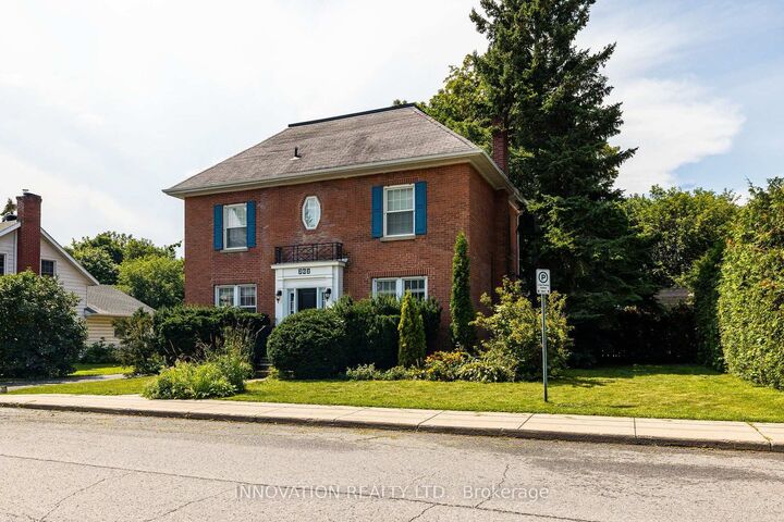 Property Photo: 262 Bell Street ON K7S 2R6