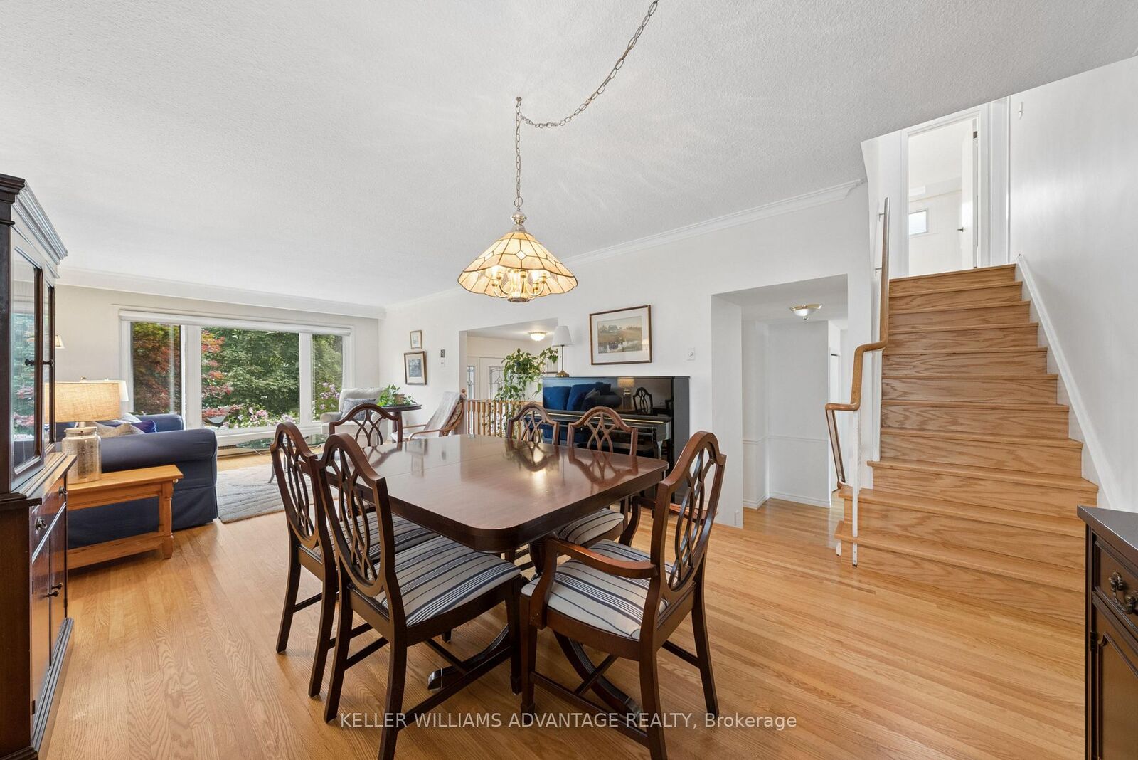 Property Photo: 128 Holmcrest Trail ON M1C 1V5