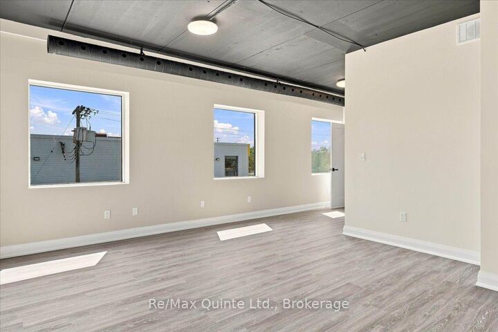 Property Photo:  445 Centre Street A  ON K7R 3S4 