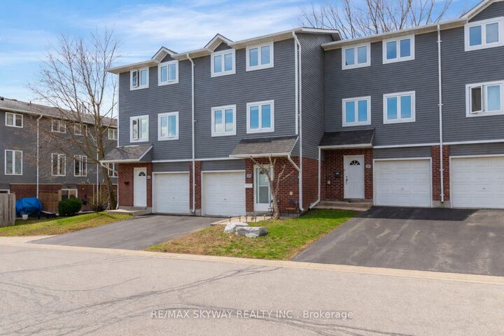 Property Photo:  56 Harris Avenue B  ON N3R 2E9 