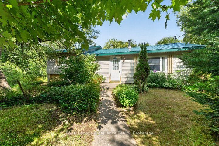Property Photo:  2452 Henderson Road  ON K0K 1B0 