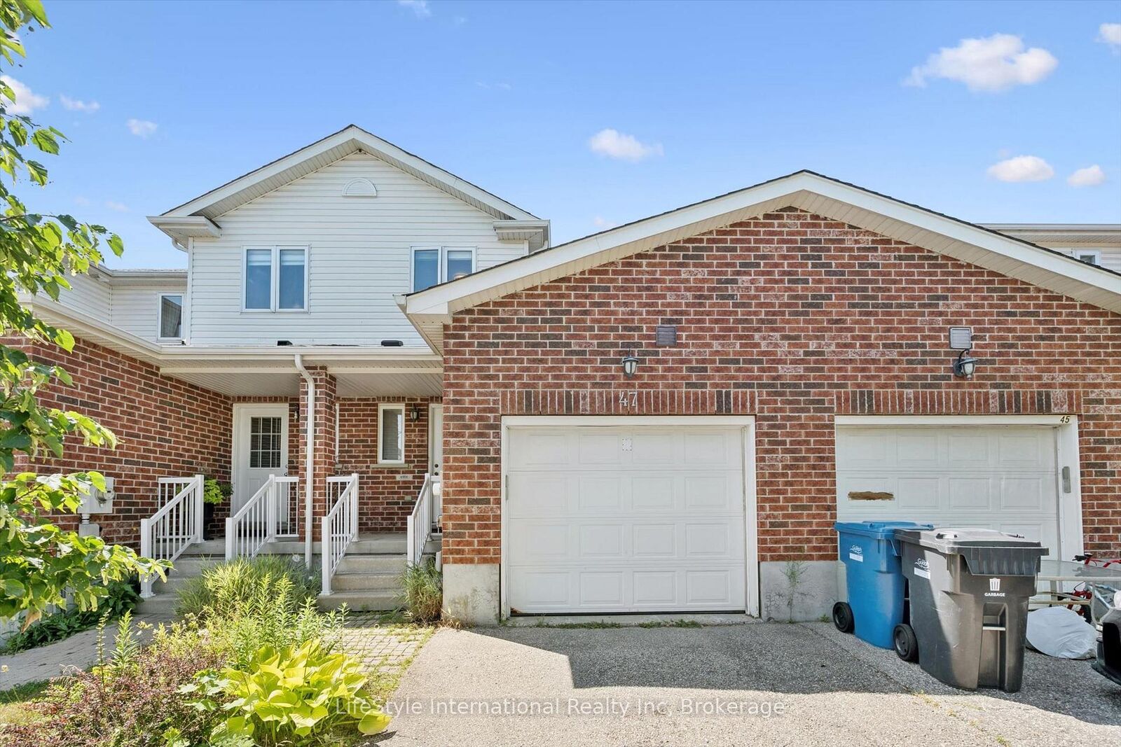 Property Photo: 47 Hasler Crescent ON N1L 1A2