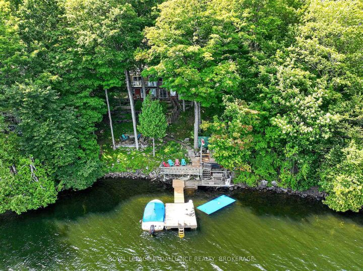 Property Photo:  110 Maple Grove Crescent  ON K0H 2V0 