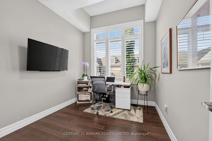 Property Photo: 22 Borden Trail ON L3C 0H1