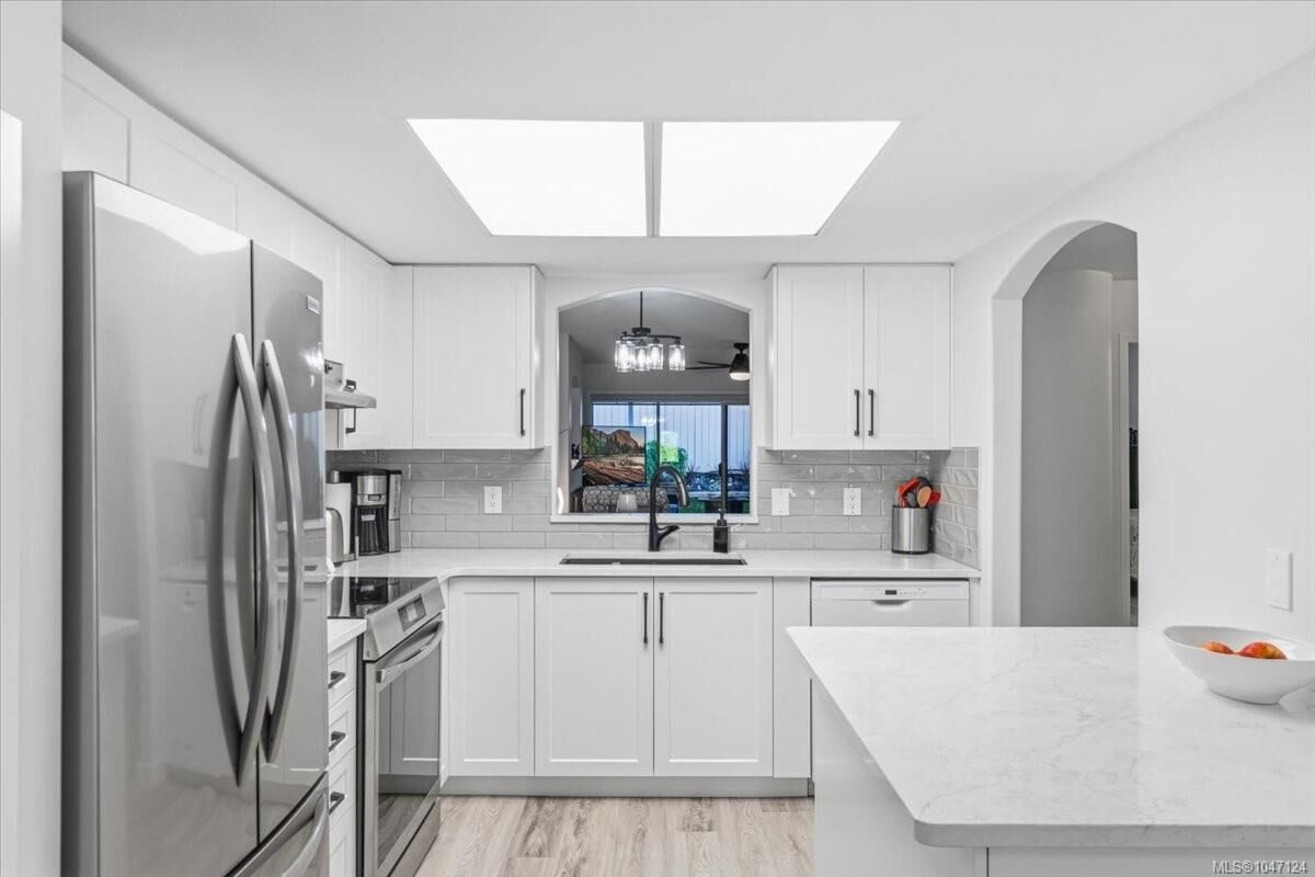Property Photo:  310 Pym St #4  BC V9P 2P4 