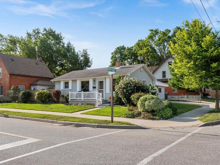 Property Photo: 99 Pearl Street West ON N9Y 1V5
