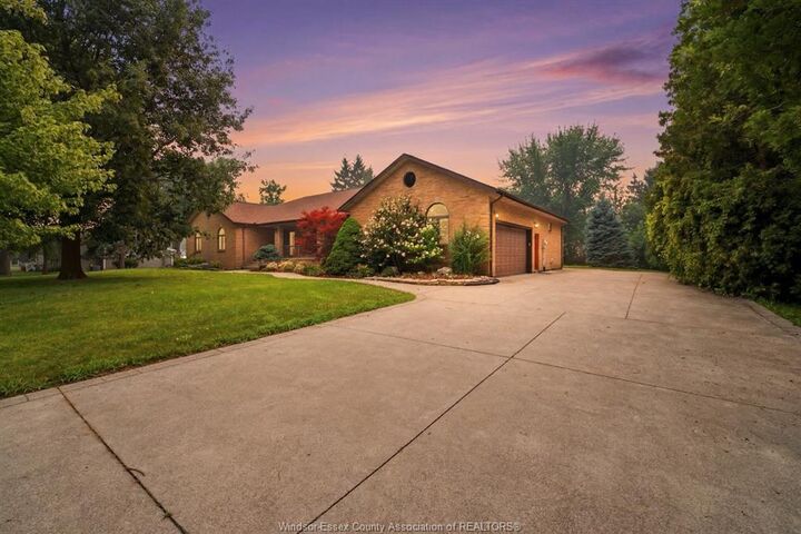 2073 Lesperance Road — photo 1