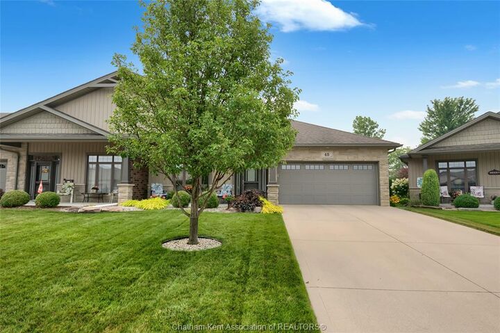 Property Photo: 48 Veranda Court ON N7L 0B4