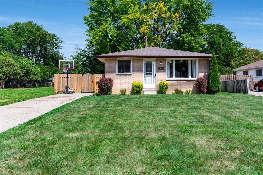 Photo de la propriété:  57 Marion Avenue  ON N7M 5N7 
