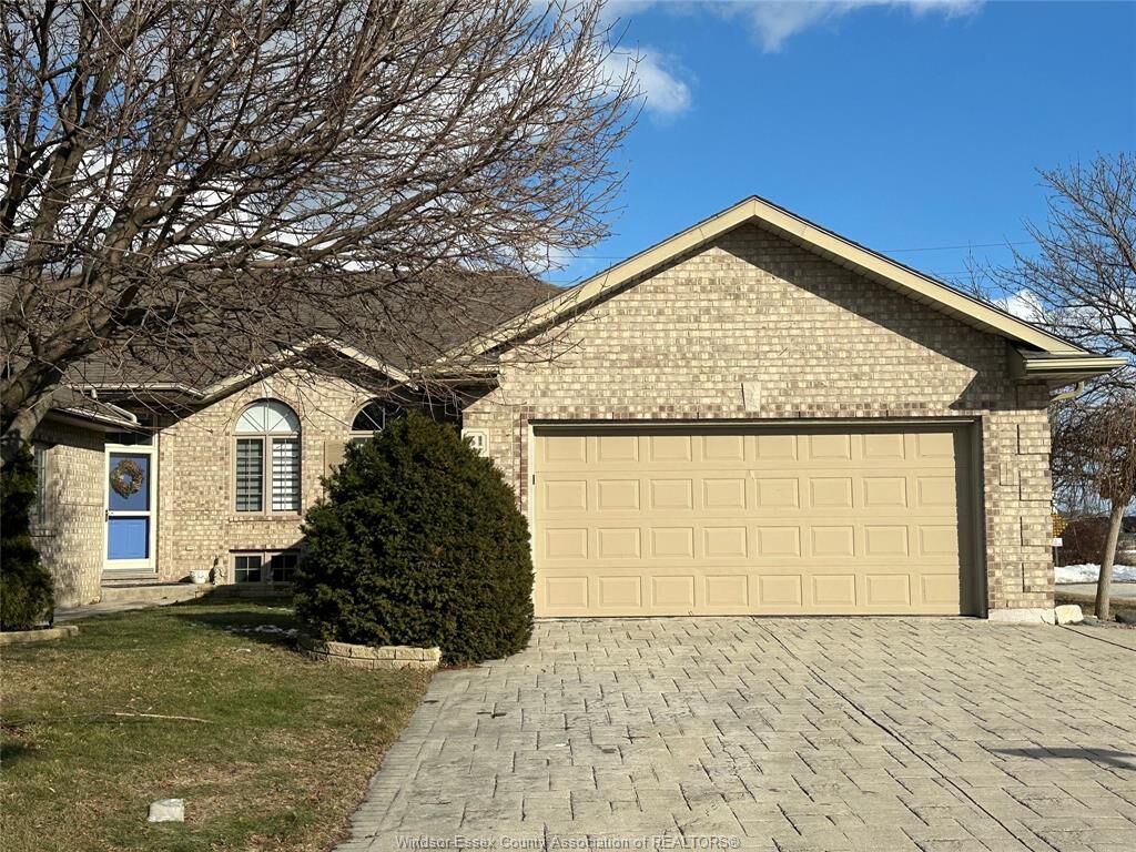Property Photo: 51 Santos Drive ON N9Y 3Z5