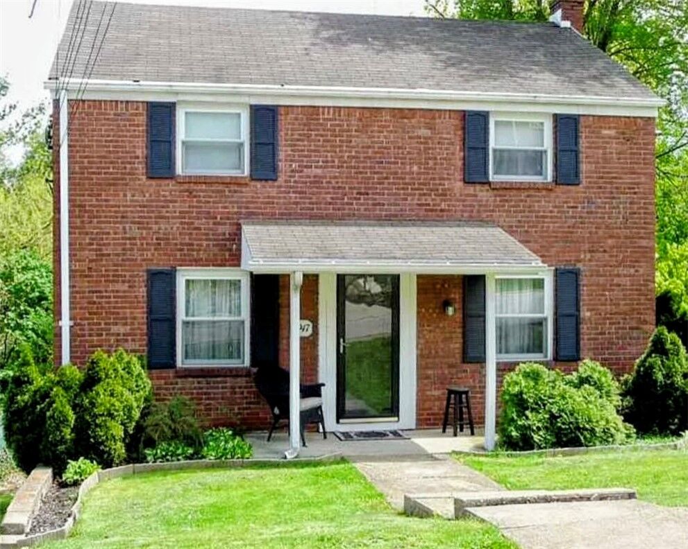 Property Photo: 3947 Meadowbrook Blvd PA 15227
