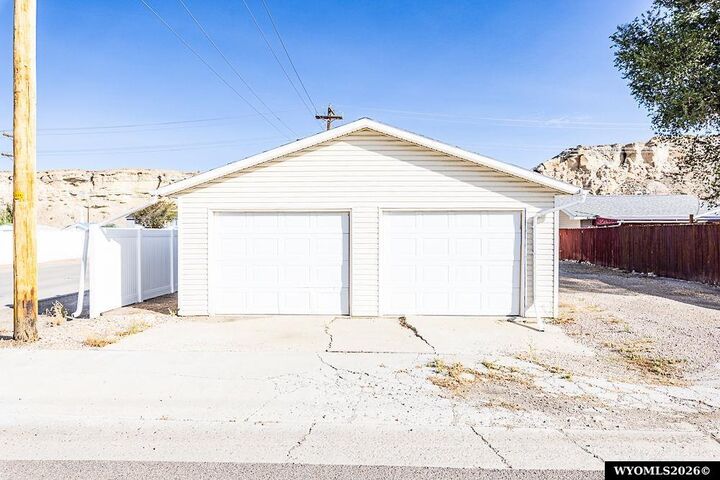 Property Photo:  1301 11th Street  WY 82901-4423 