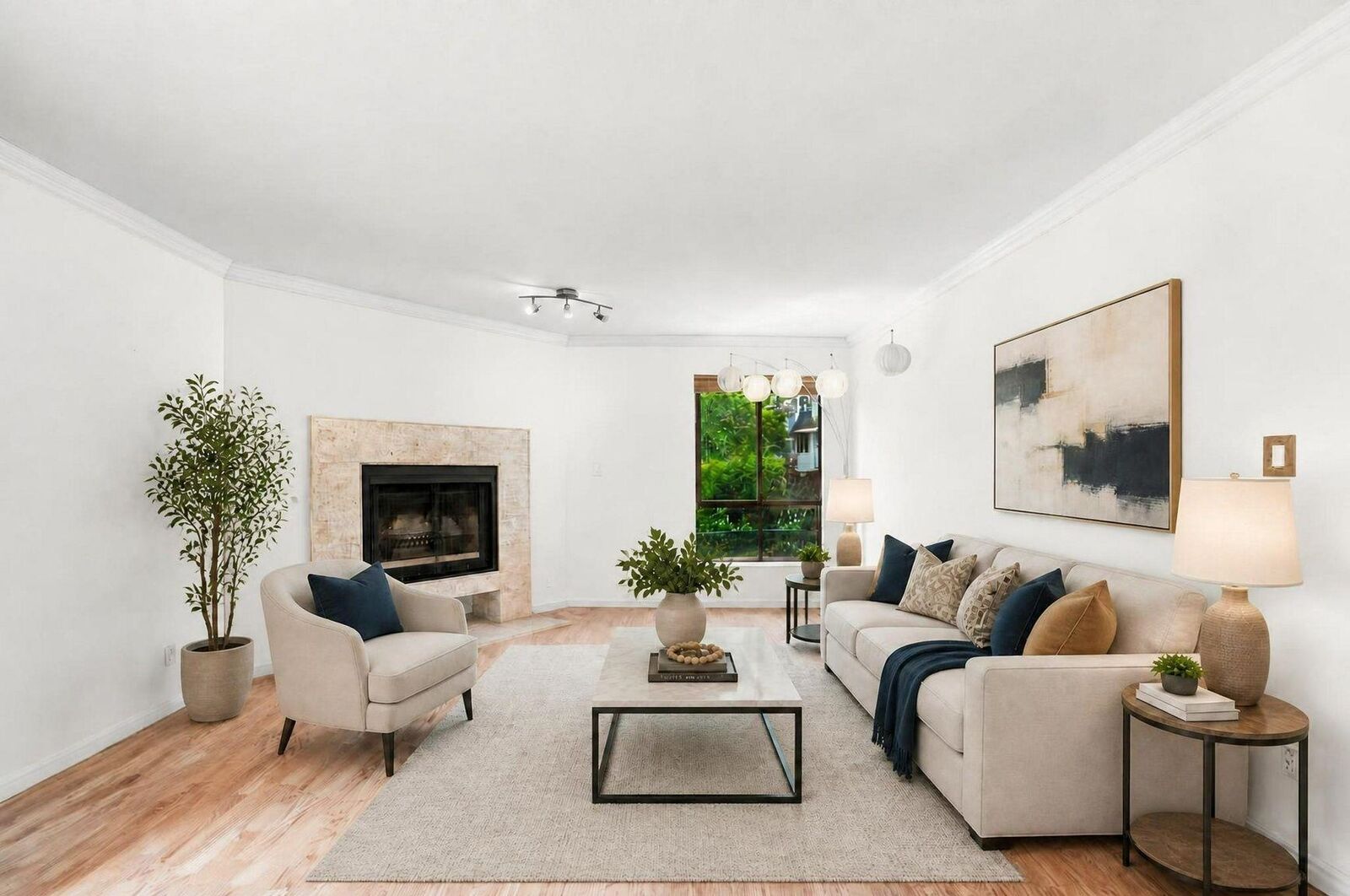Property Photo: 2181 Panorama Drive 104 BC V7G 1V3