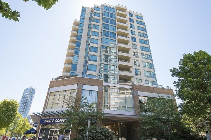 5848 Olive Avenue 605 — photo 1