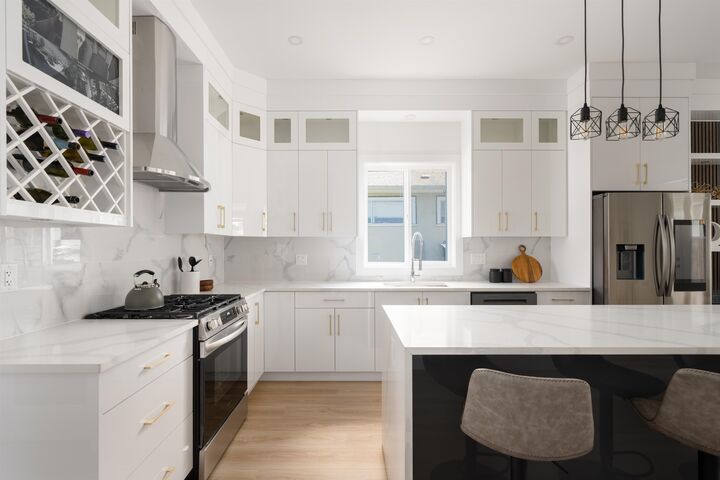 122 Eighth Avenue 1 — photo 1