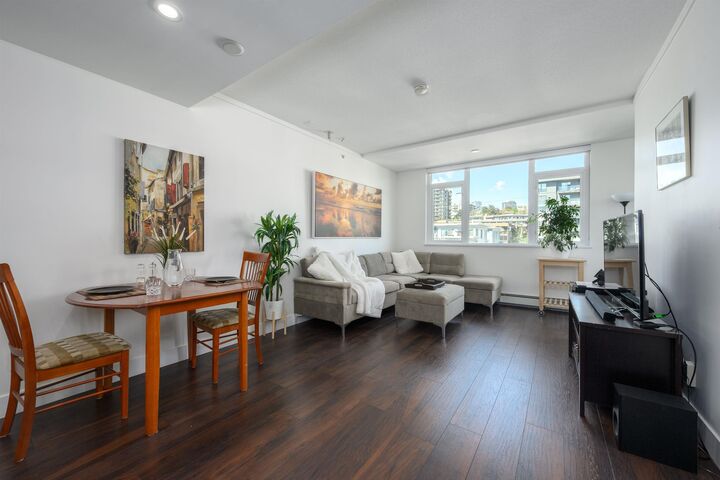 Property Photo: 131 E 3rd Street 504 BC V7L 0E3
