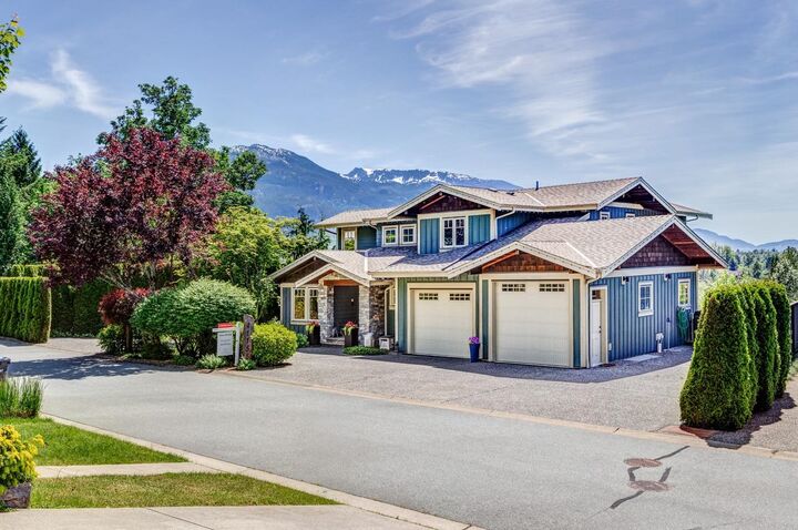 Property Photo: 41155 Rockridge Place BC V8B 0S4