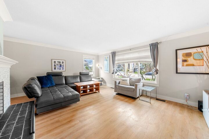 Property Photo: 1276 Kent Street BC V4B 4T5