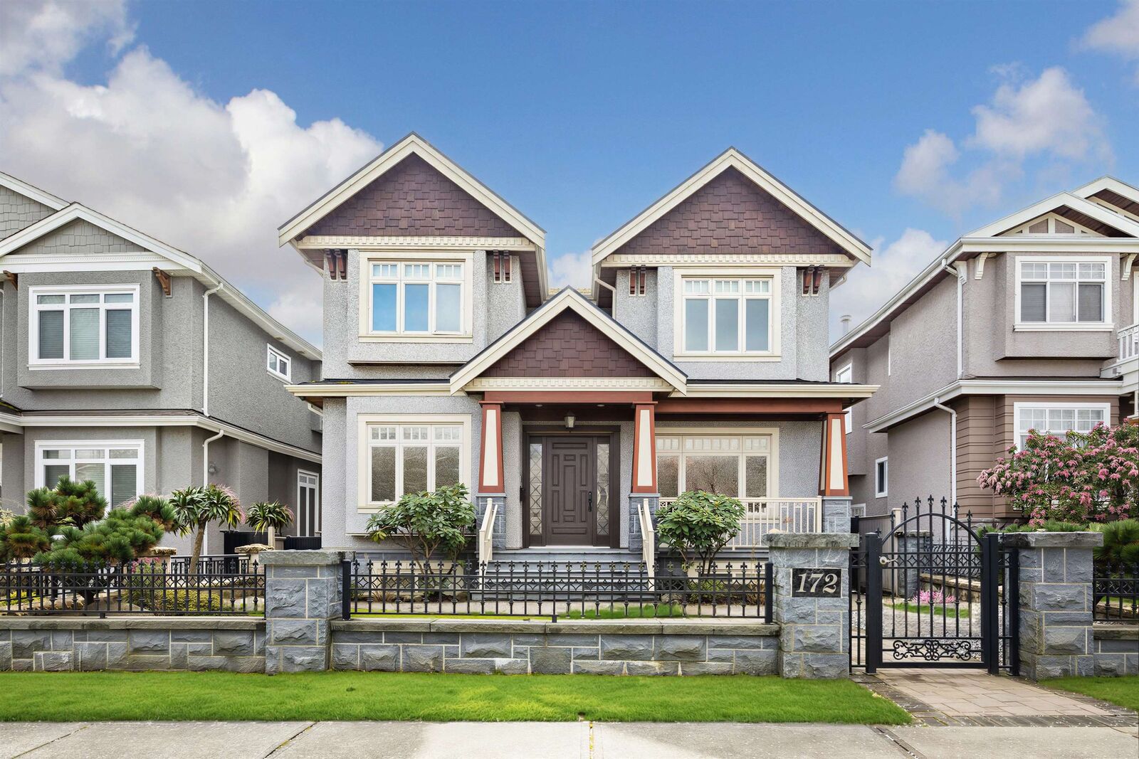 Property Photo: 172 W 46th Avenue BC V5Y 2W9