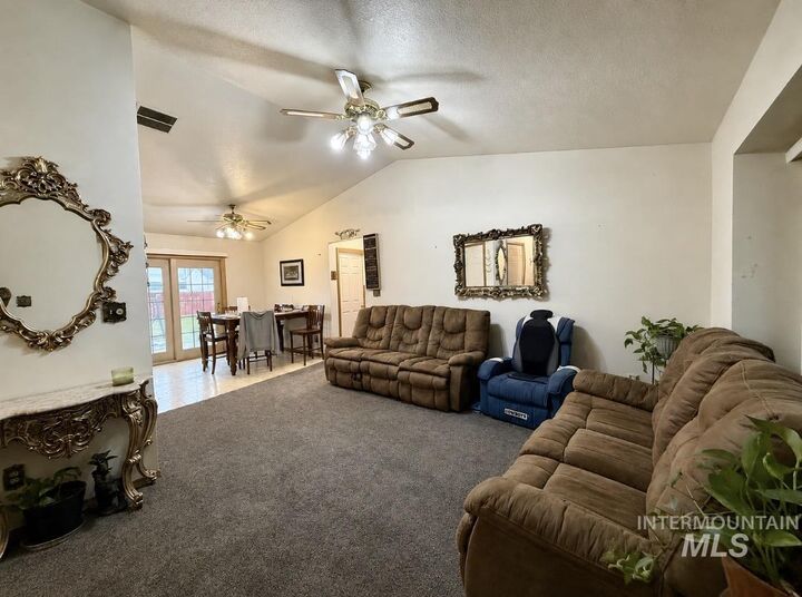 Property Photo: 2917 Janis Way ID 83318