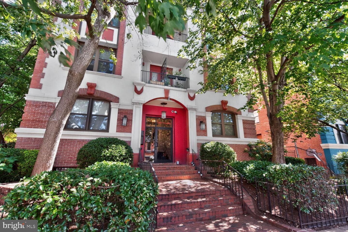 Property Photo:  1495 Newton Street NW B102  DC 20010 