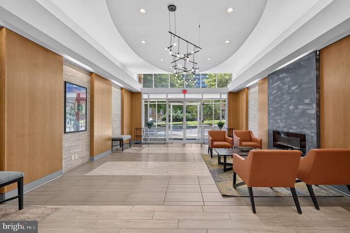 Property Photo:  355 I Street SW 317  DC 20024 