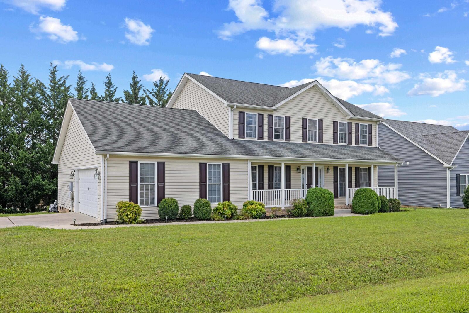 Property Photo:  26 Devonshire Ct  VA 22939 