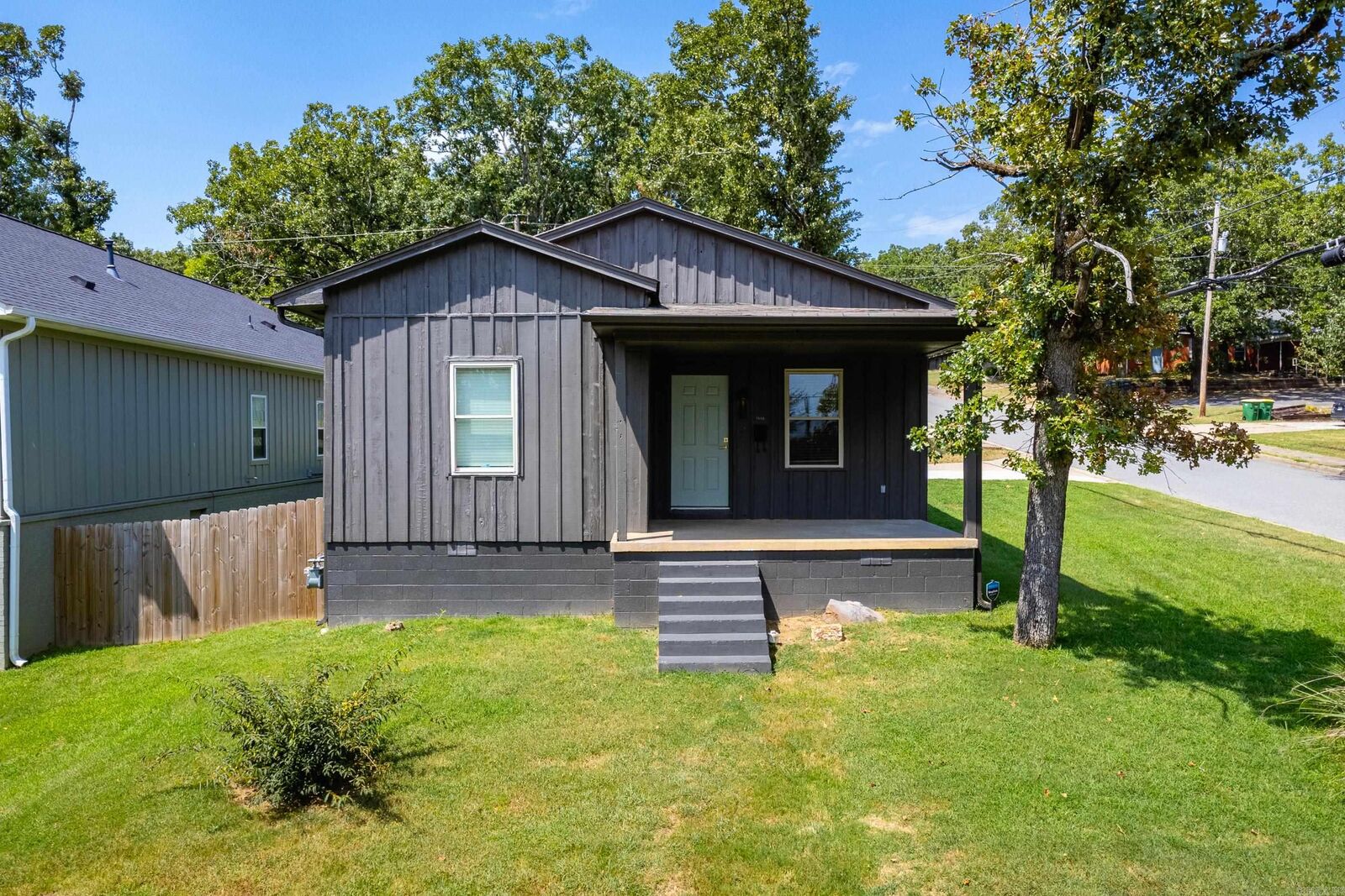 Property Photo:  7800 Iowa Drive  AR 72227 