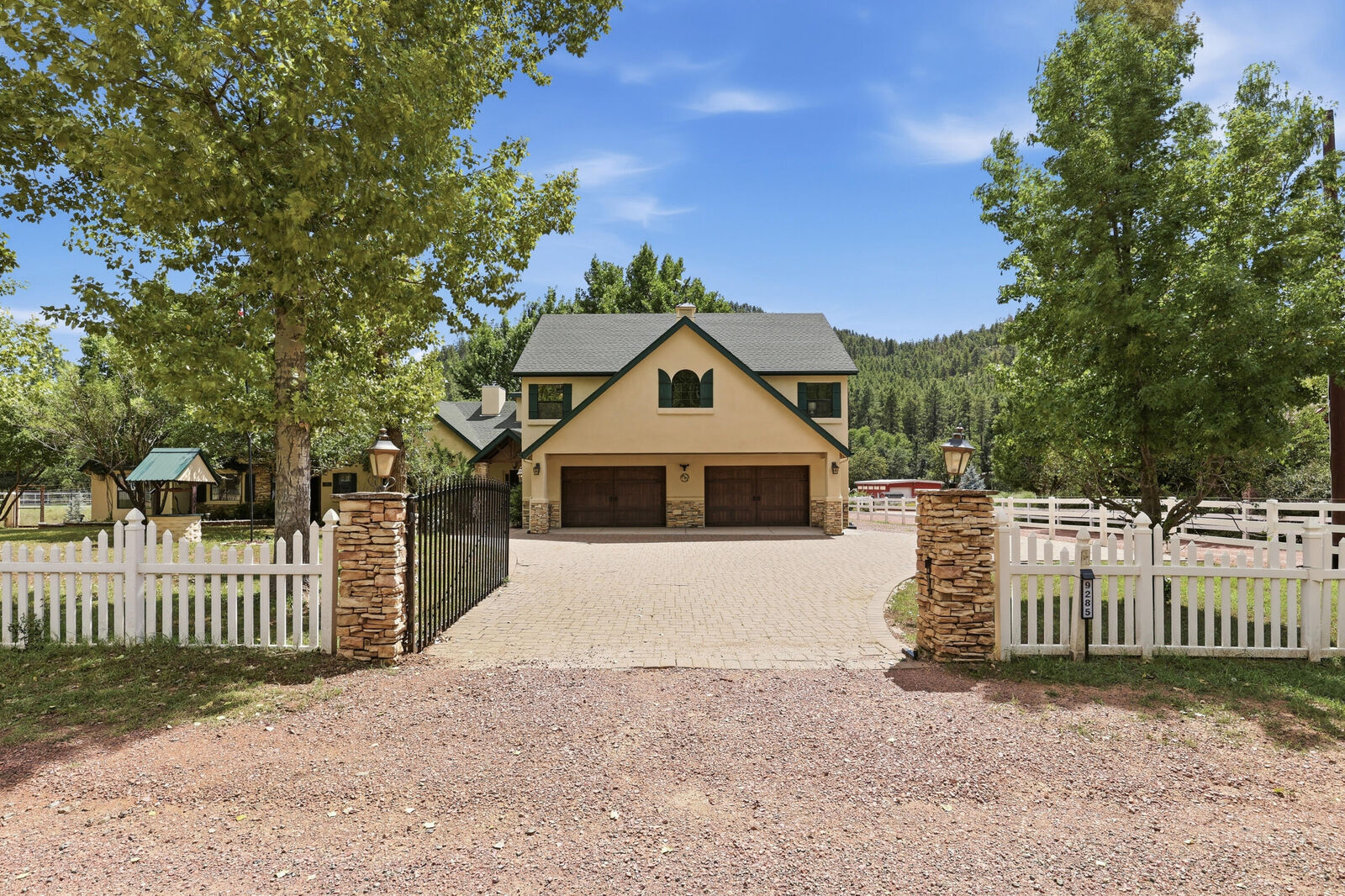 Property Photo:  9285 W Juniper Road  AZ 85544 
