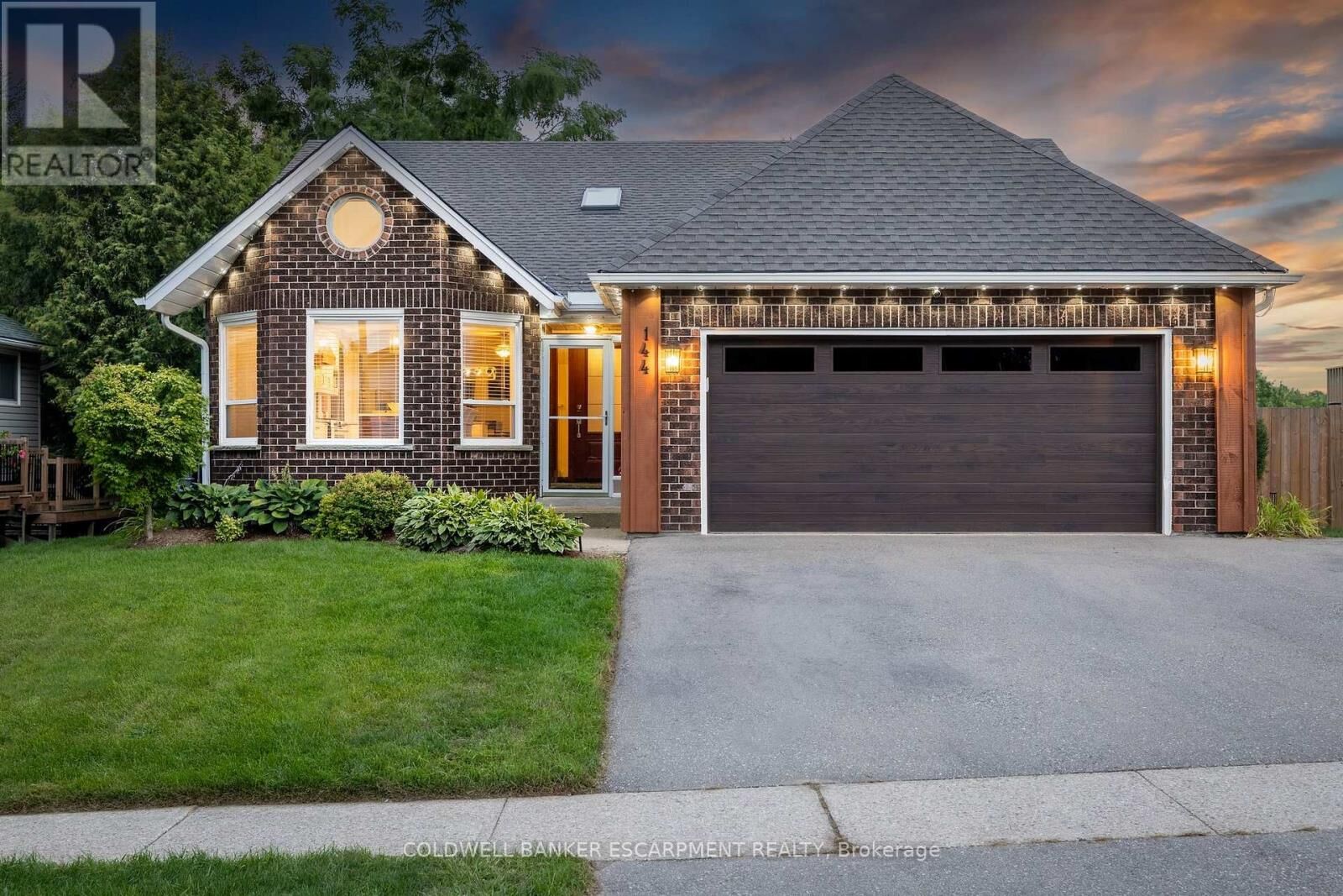 Property Photo: 144 Parkedge Street ON N0B 2K0