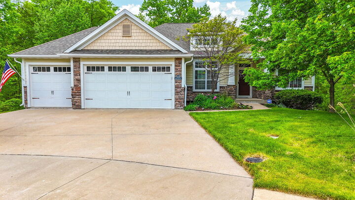 Property Photo:  5008 Brookthorn Ct  MO 65203 