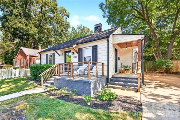 Property Photo: 3020 Holt Street NC 28205
