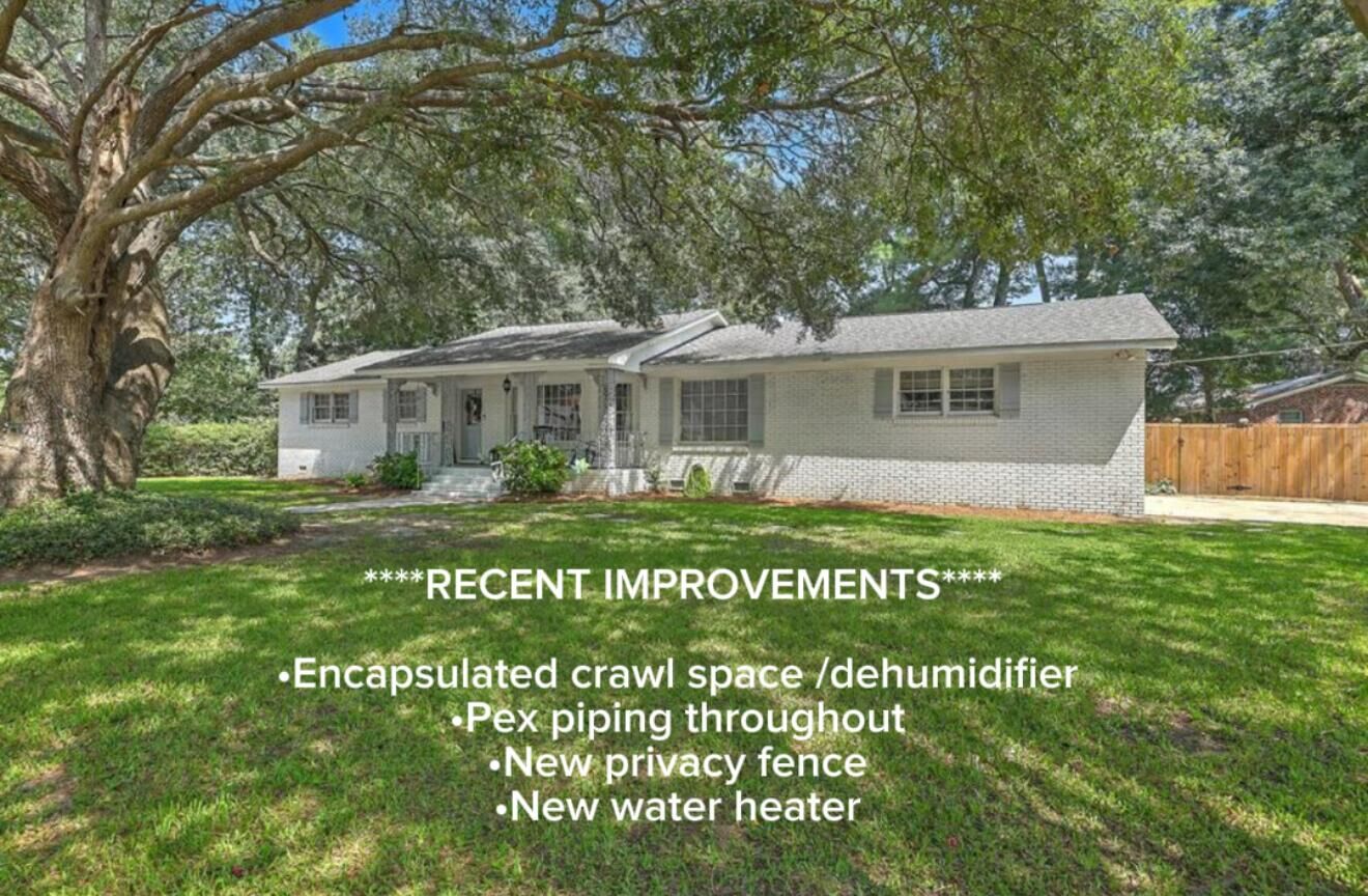 Property Photo:  119 Madison Avenue  SC 29456 