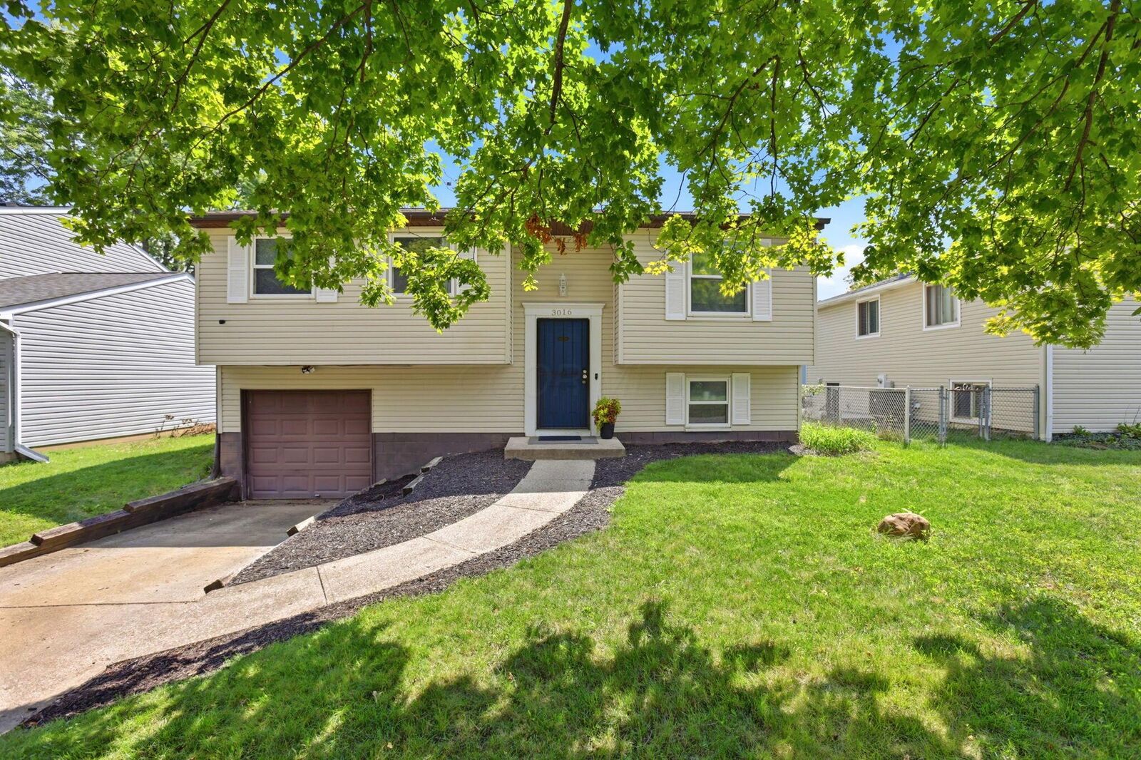 Property Photo:  3016 Deepwood Drive  OH 43068 