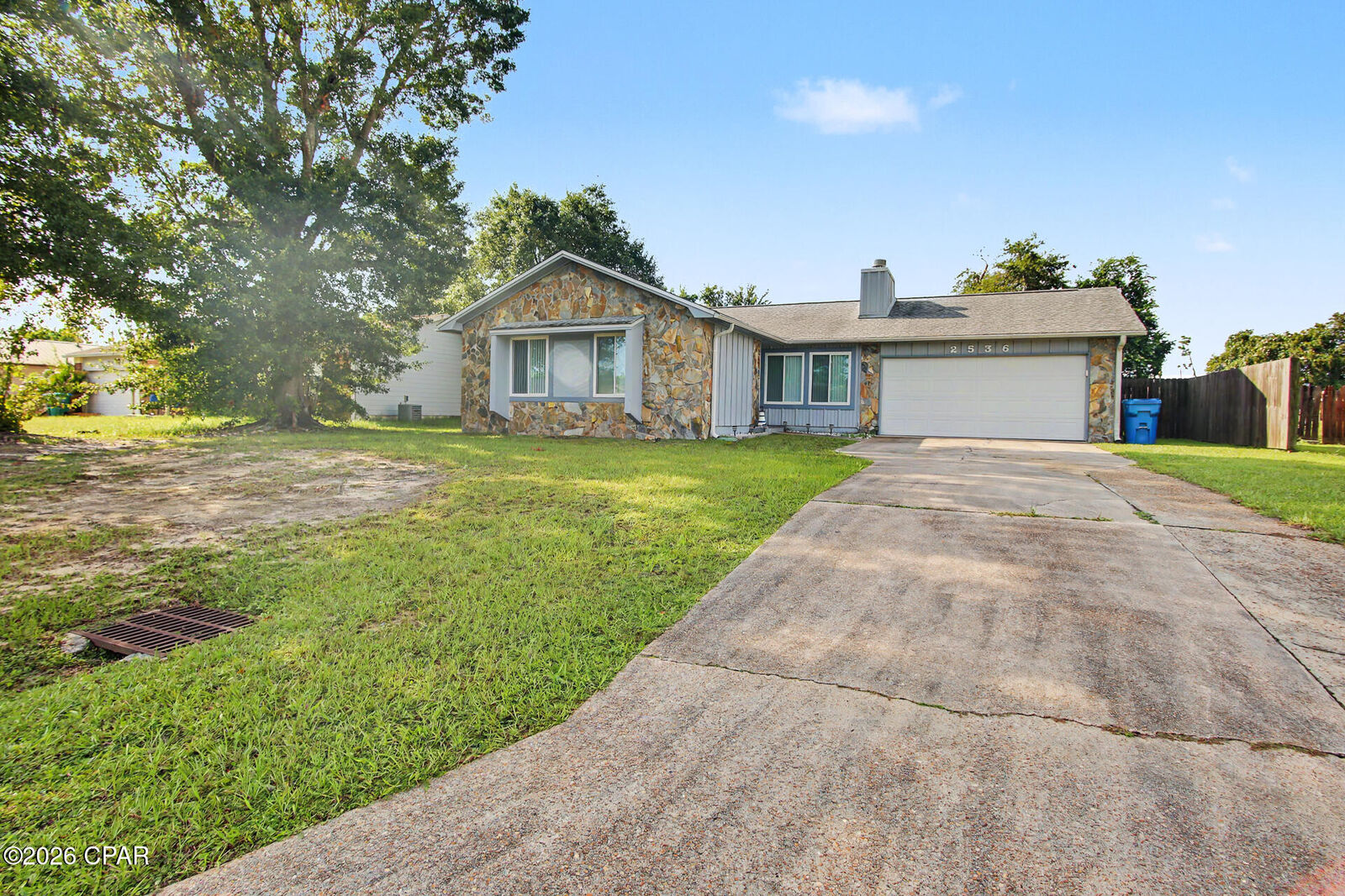Property Photo: 2536 E 37th Plaza FL 32405