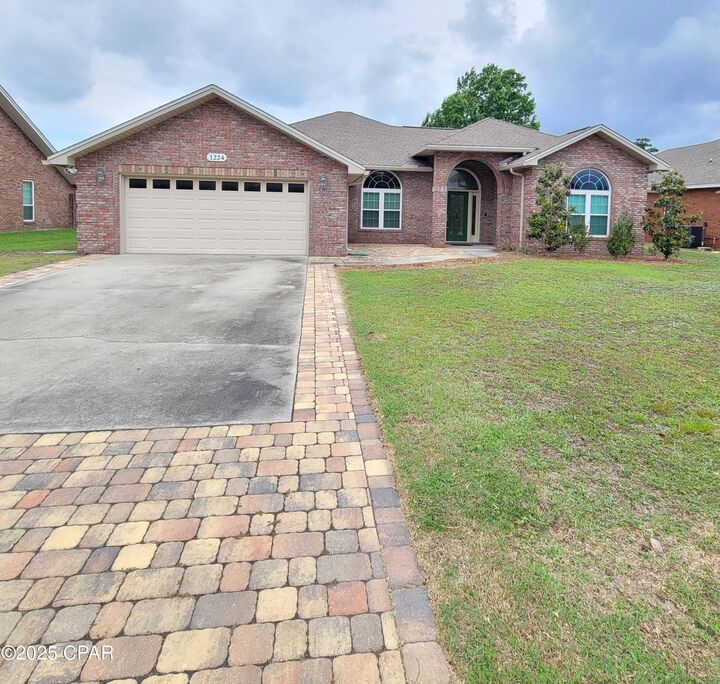 Property Photo:  1224 Huntington Ridge Road  FL 32444 