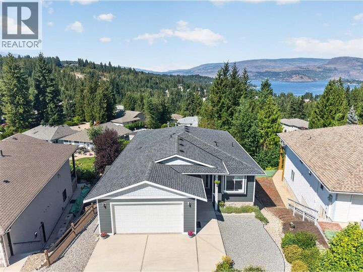 Property Photo:  2592 Alpen Paradies Road 38  BC V0E 1H1 