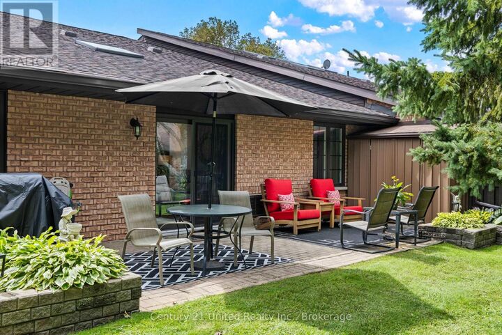 Property Photo: 680 Whitaker Street 7 ON K9H 7J9