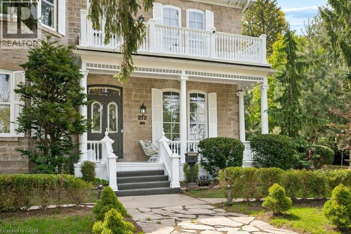 Property Photo: 212 Queen St E Street ON N3C 2B4