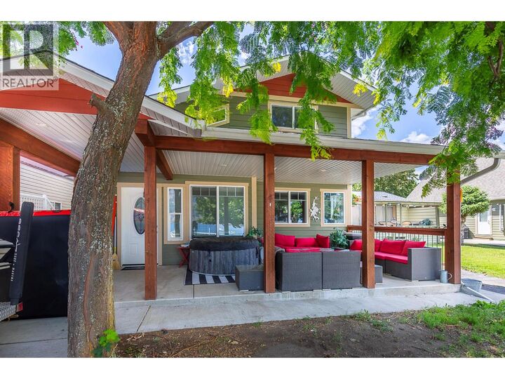 42 Lakeshore Drive — photo 1