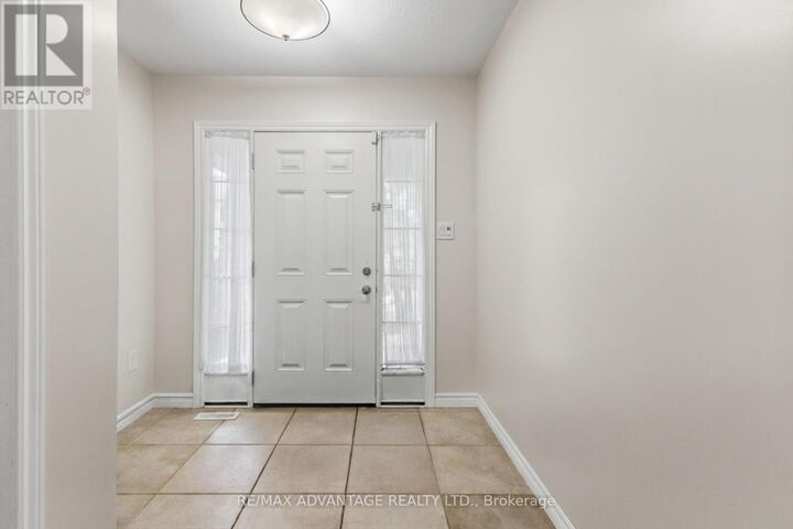 Property Photo: 400 Skyline Avenue 6 ON N5X 0B3