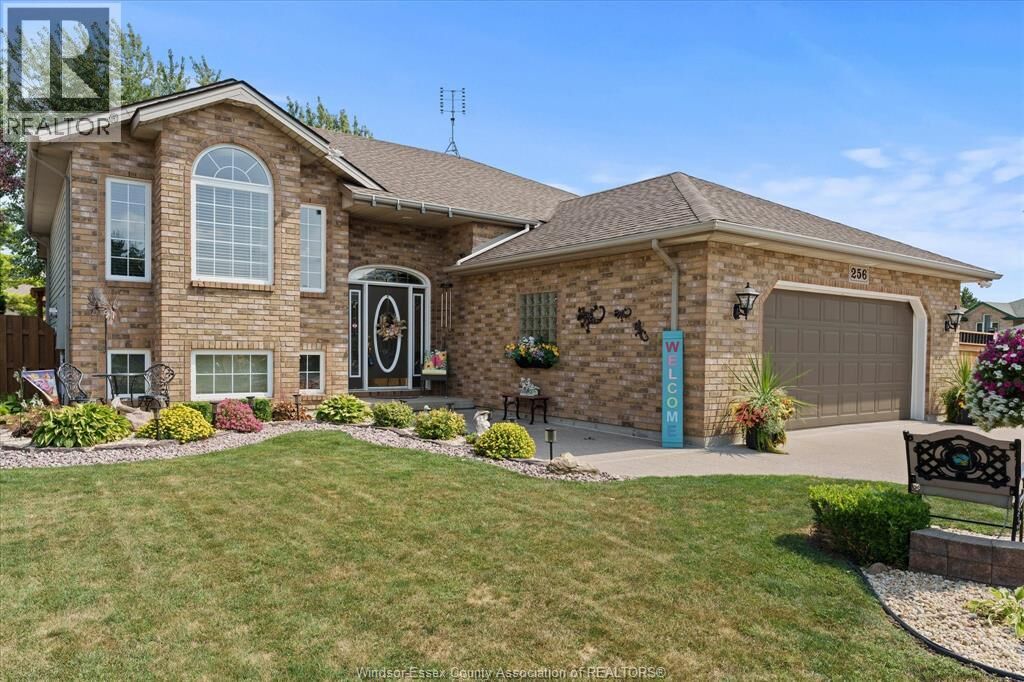 Property Photo:  256 Ashwood  ON N8L 1E7 